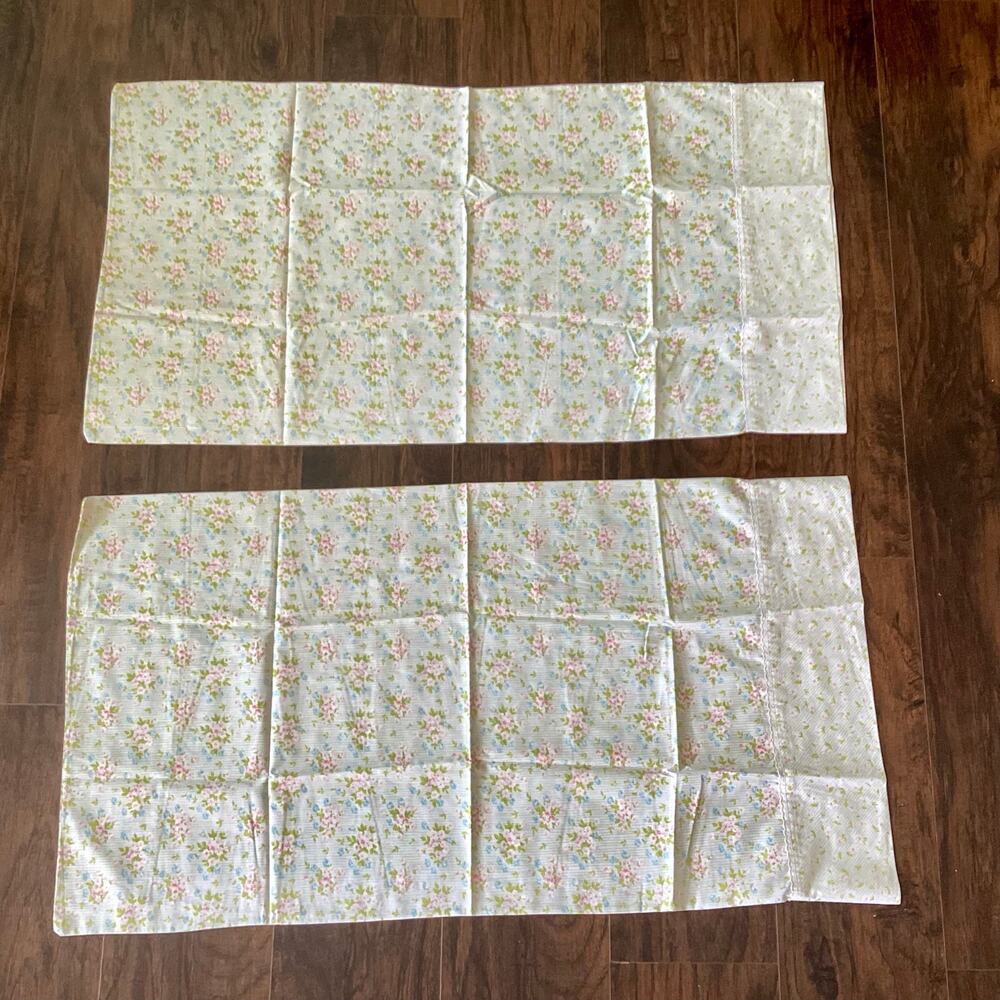 Springmaid Wonderscale Pillowcases, set of 2